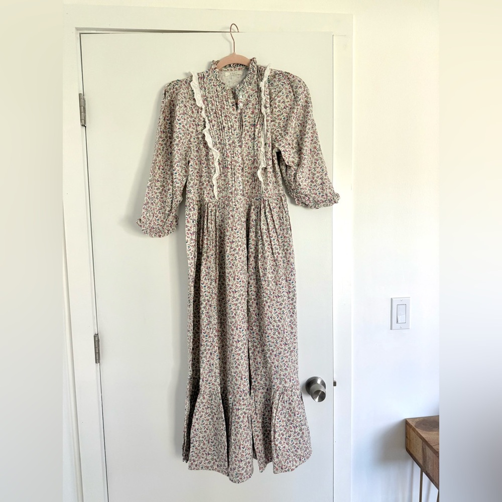 Doen Darby Dress Size M